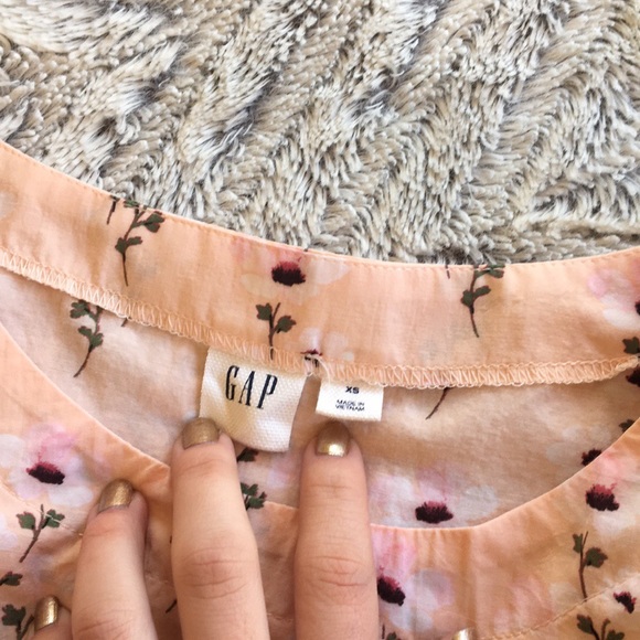 Pink Floral Ruffle Blouse - Picture 5 of 5